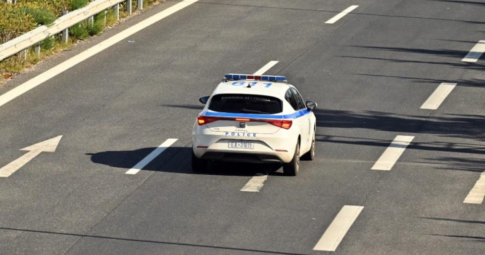 Μεθυσμένος οδηγός πήγαινε στην Εθνική ανάποδα για 25χλμ - Τράκαρε με νταλίκα
